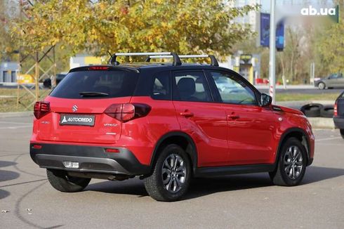 Suzuki Vitara 2021 - фото 7
