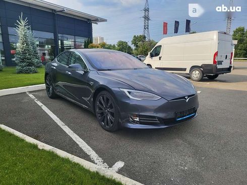 Tesla Model S 2018 - фото 10