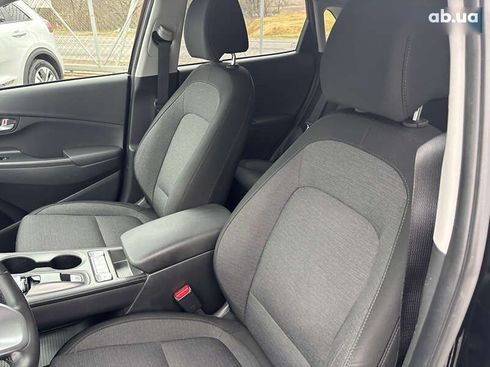 Hyundai Kona Electric 2021 - фото 25
