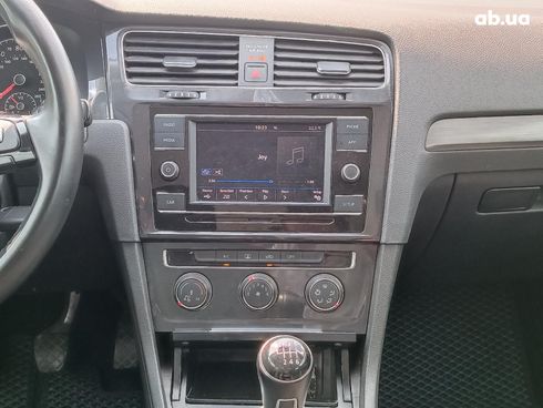 Volkswagen Golf 2019 белый - фото 33