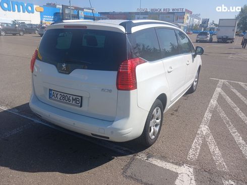 Peugeot 5008 2015 белый - фото 19