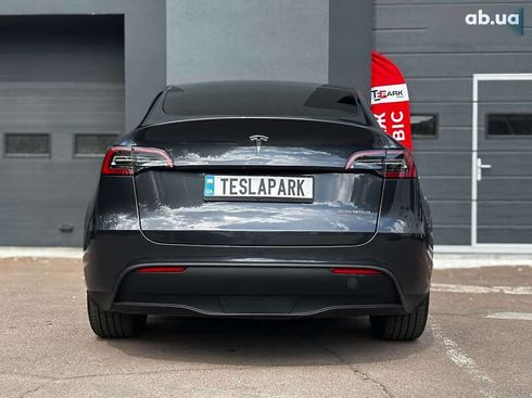 Tesla Model Y 2024 - фото 8