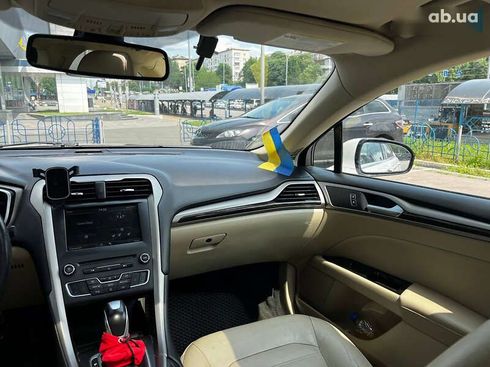 Ford Fusion 2016 - фото 14