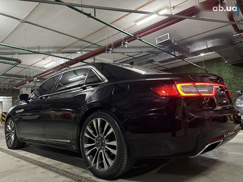 Lincoln Continental 2018 - фото 11