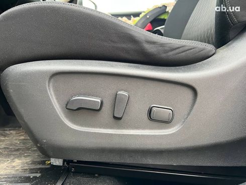 Nissan Rogue 2018 белый - фото 19