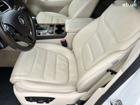 Volkswagen Touareg 2012 - фото 27