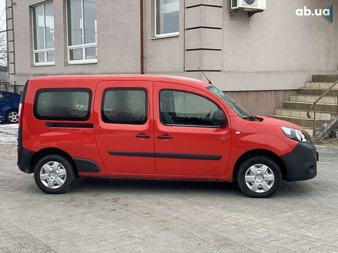 Renault Kangoo 2021 - фото 24