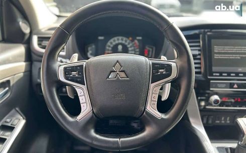 Mitsubishi Pajero Sport 2019 - фото 12
