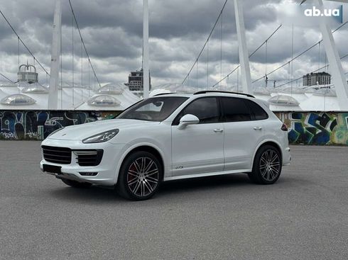 Porsche Cayenne 2015 - фото 2