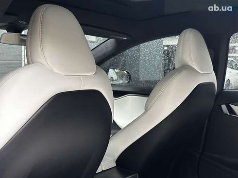 Tesla Model S 2020 - фото 18