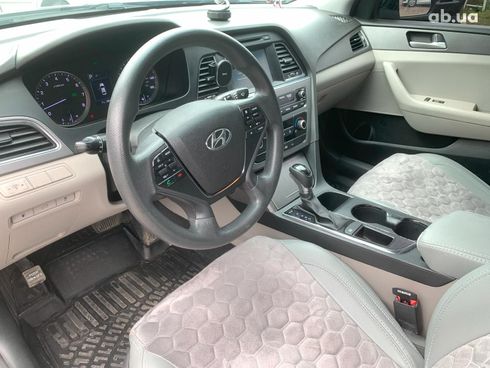 Hyundai Sonata 2015 черный - фото 22