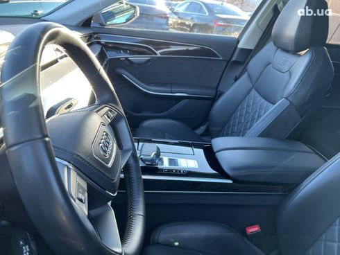 Audi A8 2021 - фото 17