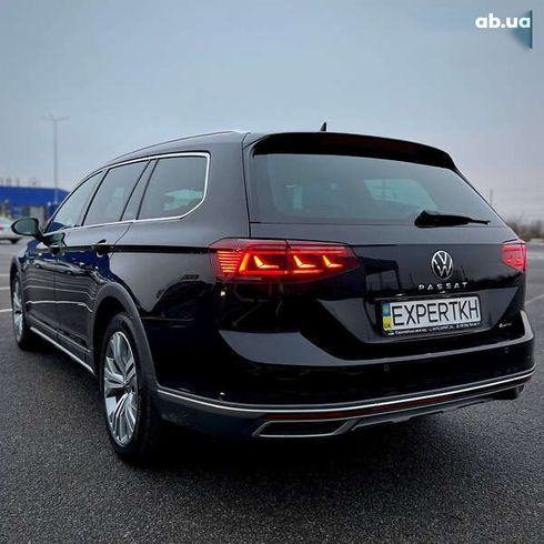 Volkswagen passat alltrack 2020 - фото 5