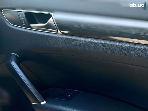 Volkswagen Passat 2016 - фото 21