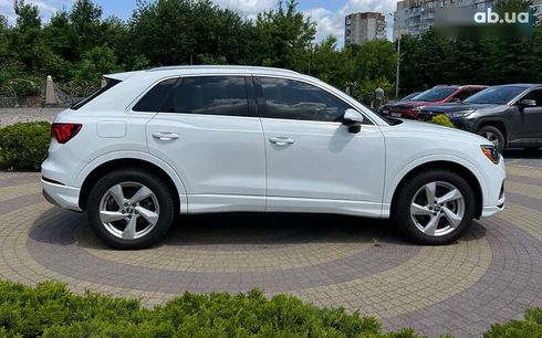 Audi Q3 2019 - фото 8
