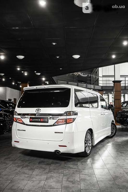 Toyota Vellfire 2014 - фото 11