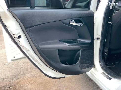 Fiat Tipo 2018 белый - фото 17