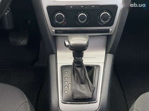 Skoda Octavia 2012 - фото 20