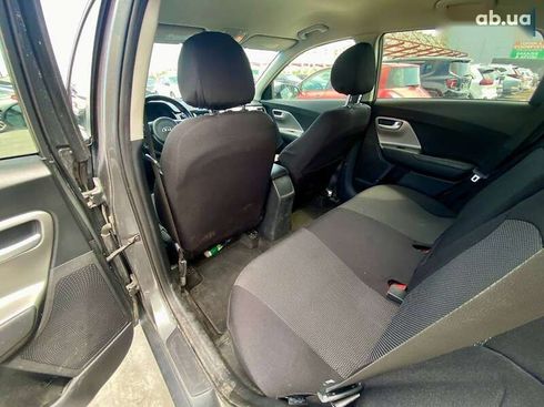 Kia Niro 2017 - фото 21