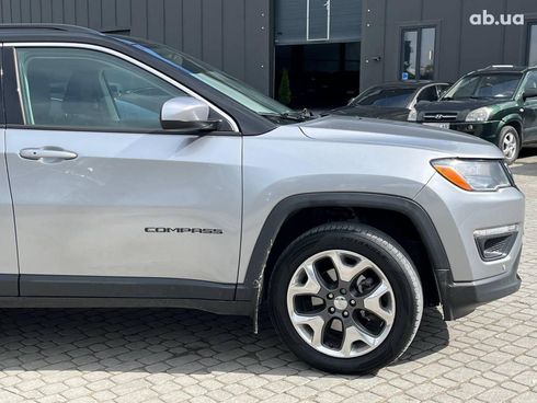 Jeep Compass 2018 серый - фото 11