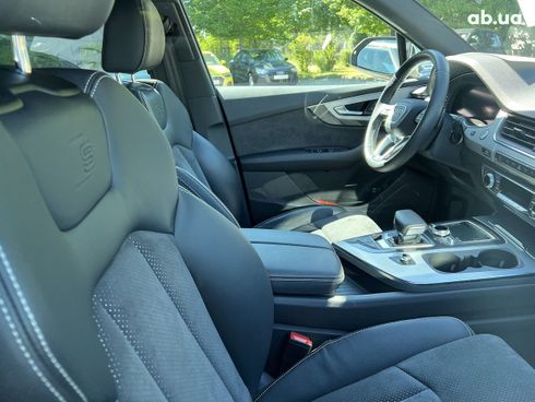 Audi Q7 2018 - фото 18