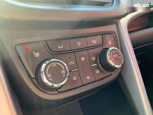 Opel Zafira 2016 - фото 24