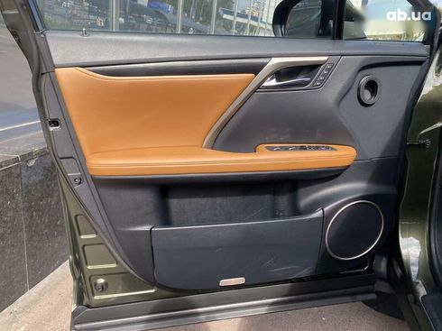 Lexus RX 2021 - фото 18