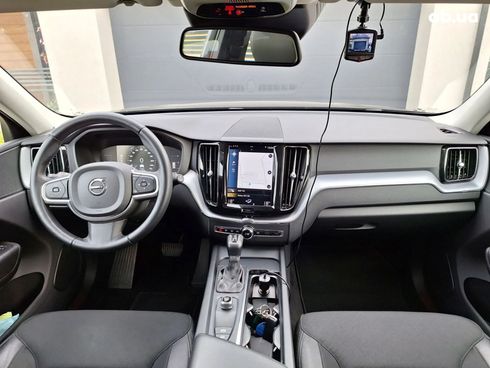 Volvo XC60 2019 черный - фото 10