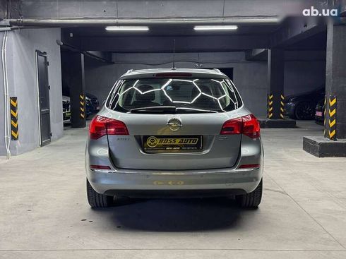 Opel Astra 2013 - фото 5