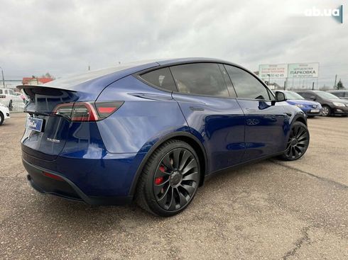 Tesla Model Y 2023 - фото 8