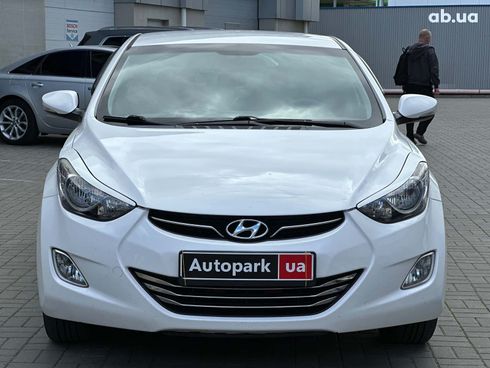 Hyundai Elantra 2013 белый - фото 2