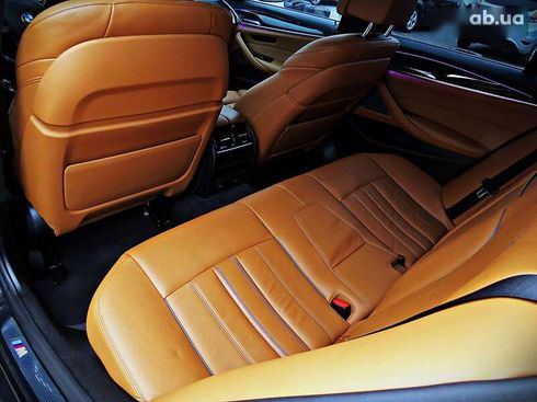 BMW 5 серия 2018 - фото 22