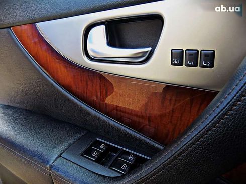 Infiniti QX70 2013 - фото 7