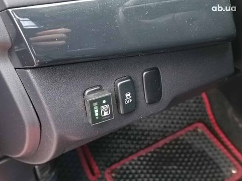 Mitsubishi Lancer 2016 красный - фото 51