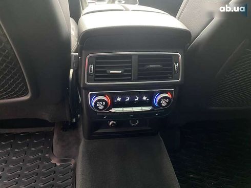 Audi Q7 2018 - фото 28