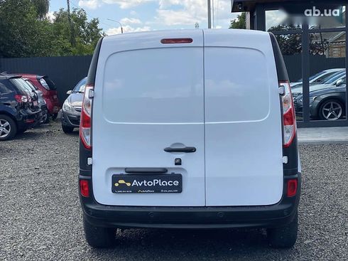 Renault Kangoo 2019 - фото 16