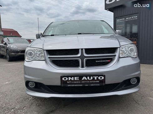 Dodge grand caravan 2017 - фото 3