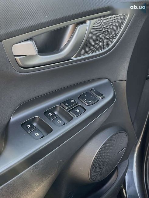 Hyundai Kona Electric 2019 - фото 25