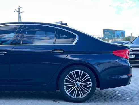 BMW 5 серия 2018 синий - фото 4