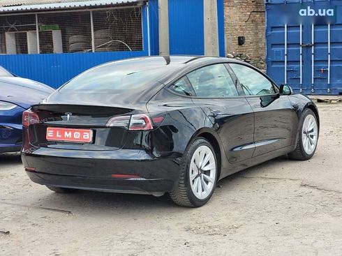 Tesla Model 3 2021 - фото 6