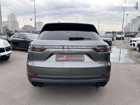 Porsche Cayenne 2019 - фото 21