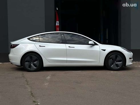 Tesla Model 3 2019 - фото 11