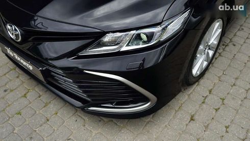 Toyota Camry 2023 - фото 13