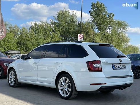 Skoda Octavia 2018 - фото 20