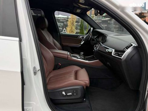 BMW X5 2018 - фото 25