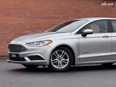 Ford Fusion 2017 - фото 8