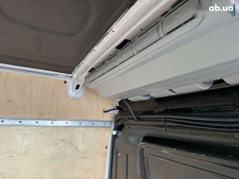 Volkswagen Crafter 2018 - фото 18