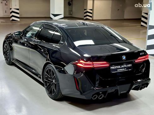 BMW M5 2025 - фото 19