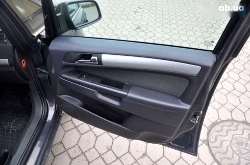 Opel Zafira 2013 - фото 23