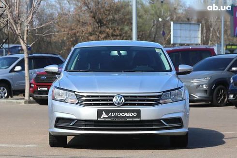 Volkswagen Passat 2015 - фото 2